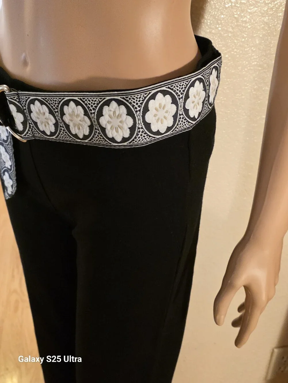 Woven Floral Accent Belt in Black and White
